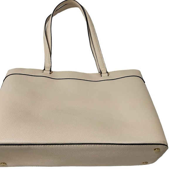 Jones of New York cream large handbag really good shape $60 - Picture 2 of 8